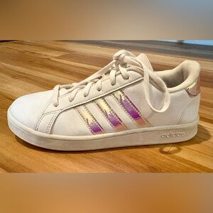 Adidas, Girl’s Grand Court Sneakers, White Iridescent, Big Girl Size 3.5